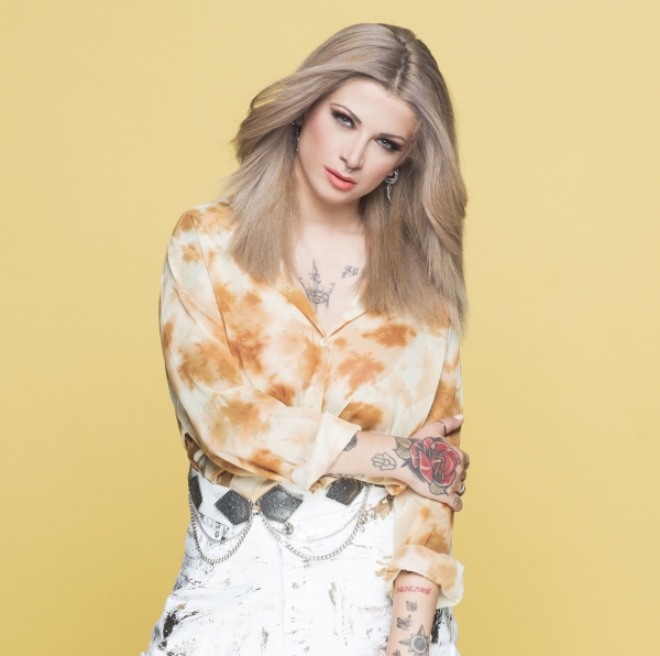 &Alpha;&Nu;&Tau;&Rho;&Iota;&Alpha; &Rho;&Alpha;&Sigma;&Tau;&Eta;